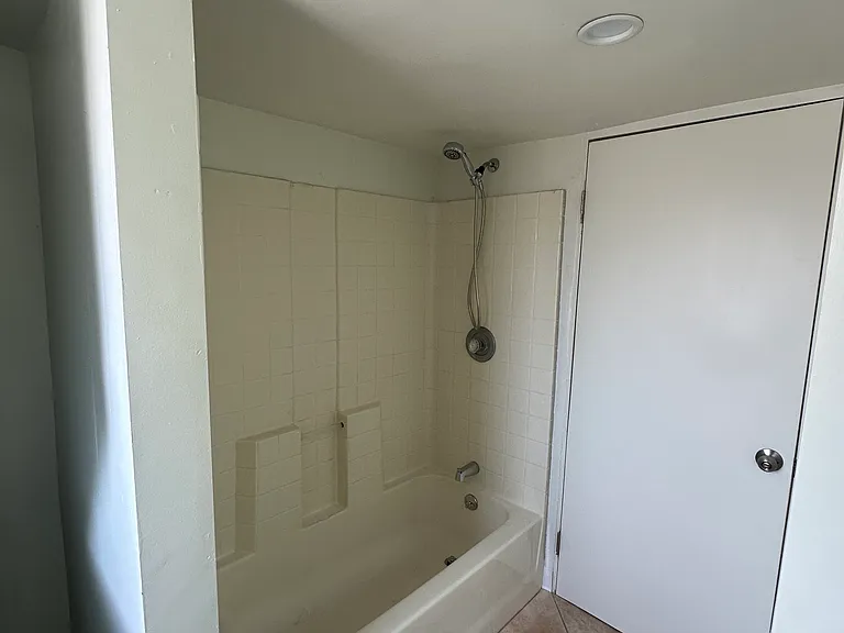 1906 Marshallfield Ln #2 — Photo 15