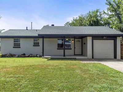 912 SW 1st St, Moore, OK, 73160