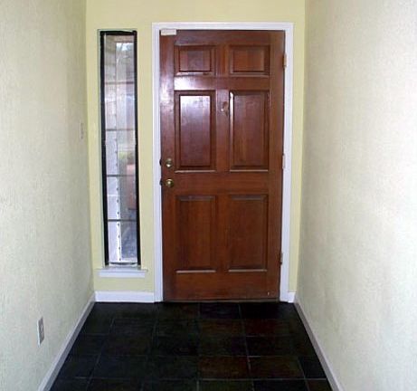 2nd image of 2724 Wentworth Dr