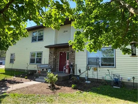 214 Bowman Ln — Photo 8