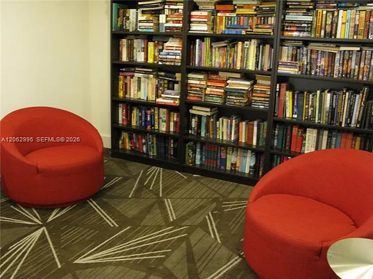 5701 Collins Avenue Cu #919 — Photo 35