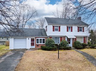 103 Emerson St, Springfield, MA 01118