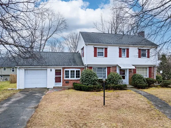 103 Emerson St, Springfield, MA 01118