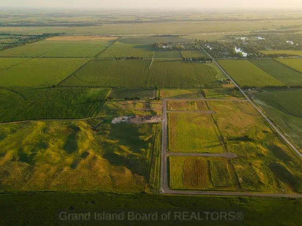 11636 Canyon Ln, Doniphan, NE 68832