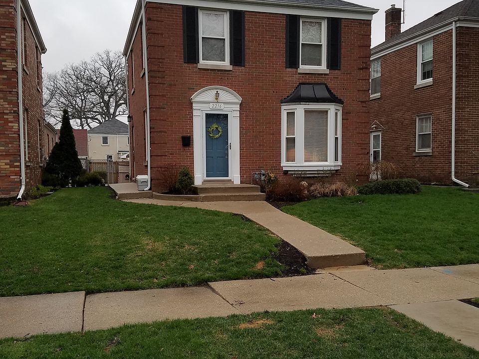 1st image of 2216 N 77th Ct