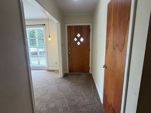 4th image of 215 Lesesne Dr