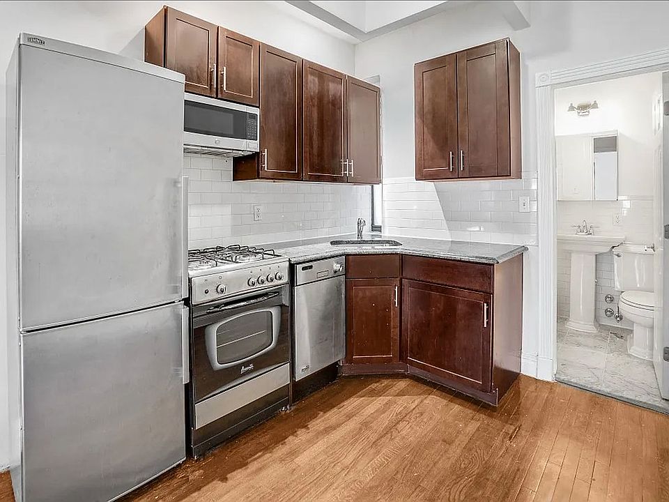 2nd image of 419 E 82nd St APT 2B