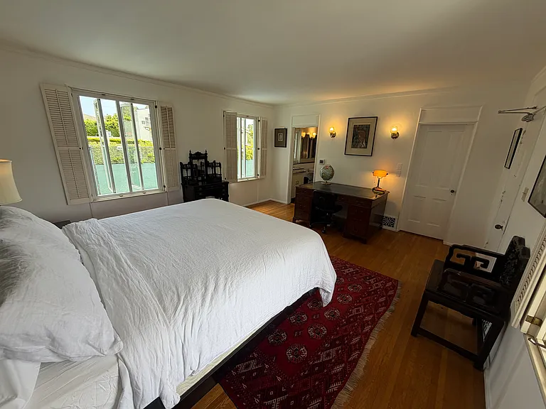 311 Amalfi Dr — Photo 21