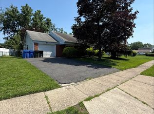 44 Northampton Dr, Willingboro, NJ 08046