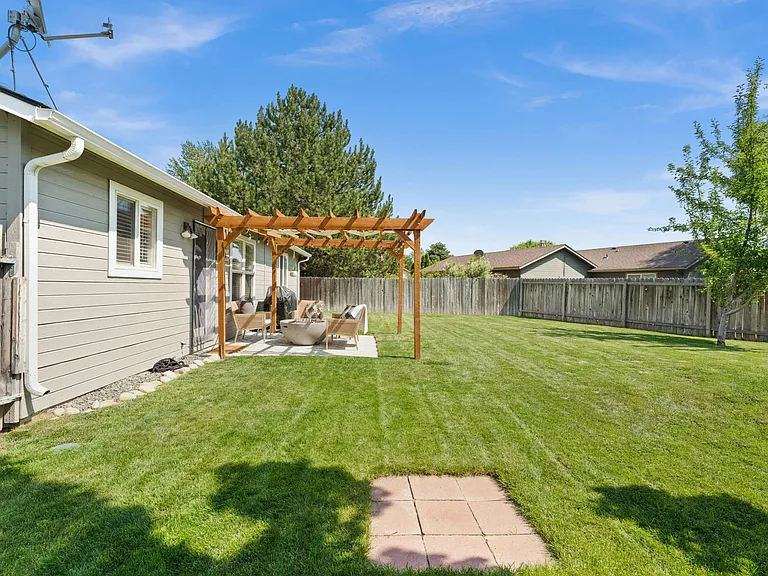 3659 E Wormwood Ct — Photo 14