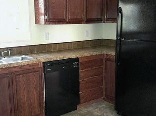 908 Hill Rd, Huntsville, TX 77320