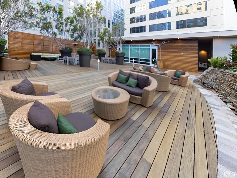 1160 Mission St #2102 — Photo 37