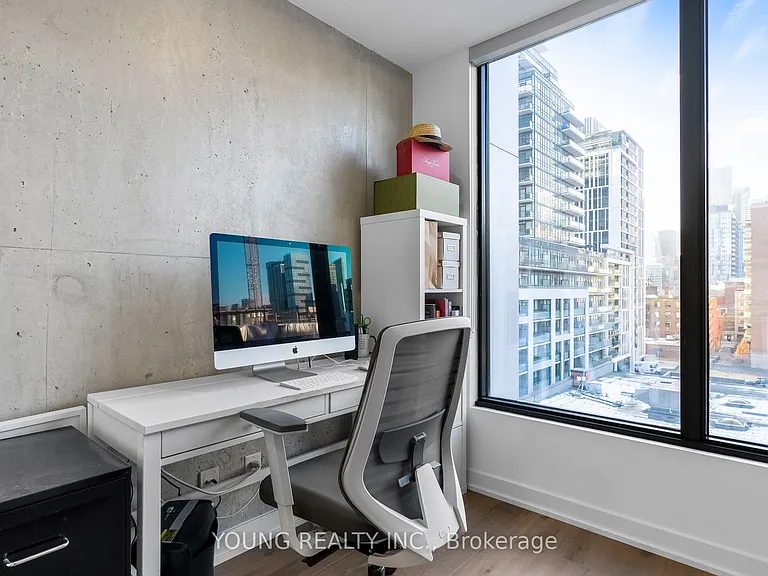 55 Ontario St #715 — Photo 7
