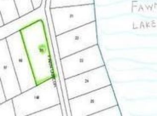 95 Fawn Lake Dr, Hawley, PA 18428