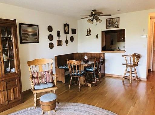 3rd image of 200 Burkhall St Unit 404