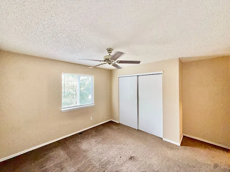 6050 Emma Ln — Photo 14