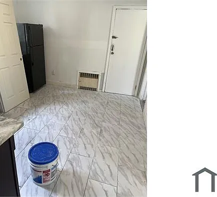 221 N 15th St #2 — Photo 9