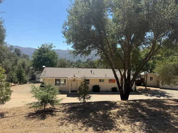 45250 Country View Ln, Ahwahnee, CA 93601