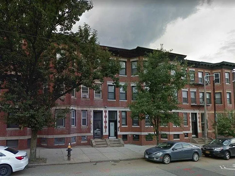 S Huntington Ave — Photo 15