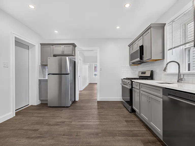 48 Hancox Ave #1 — Photo 2