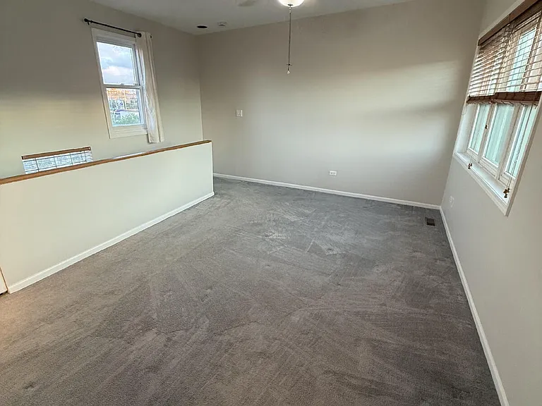 1777 W Altgeld St #F — Photo 3