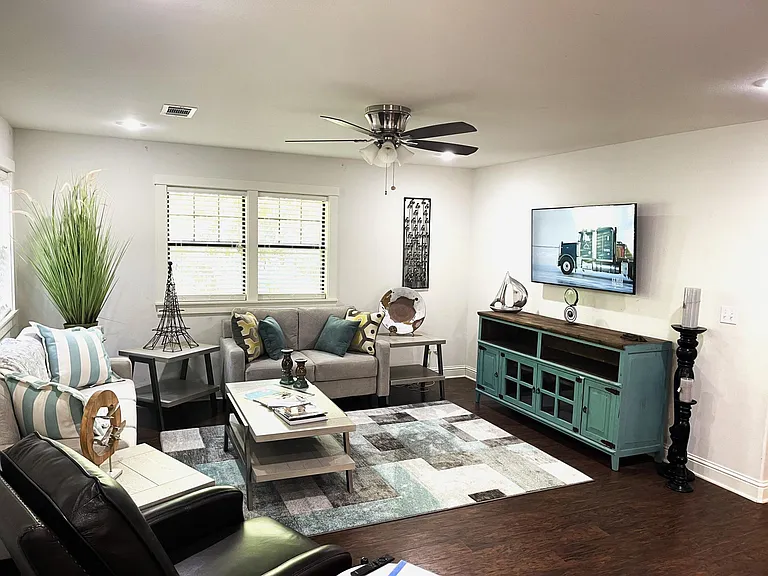 Living Room with 55" Samsung Smart TV
