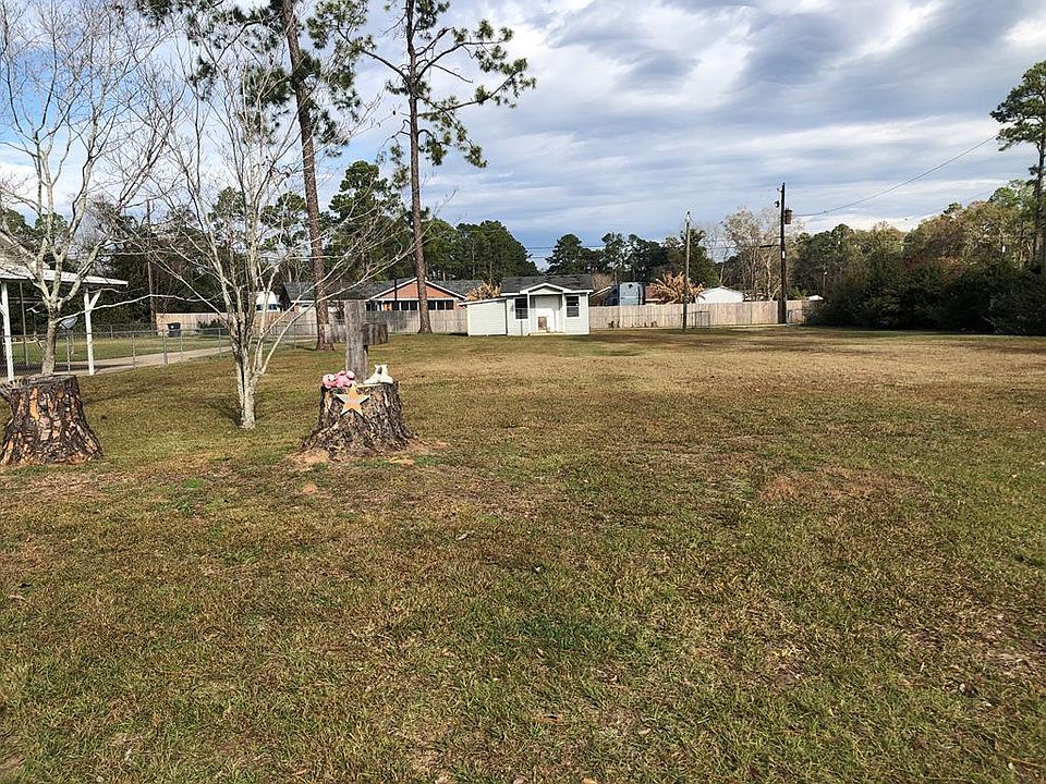 1st image of 417 Holly Dr