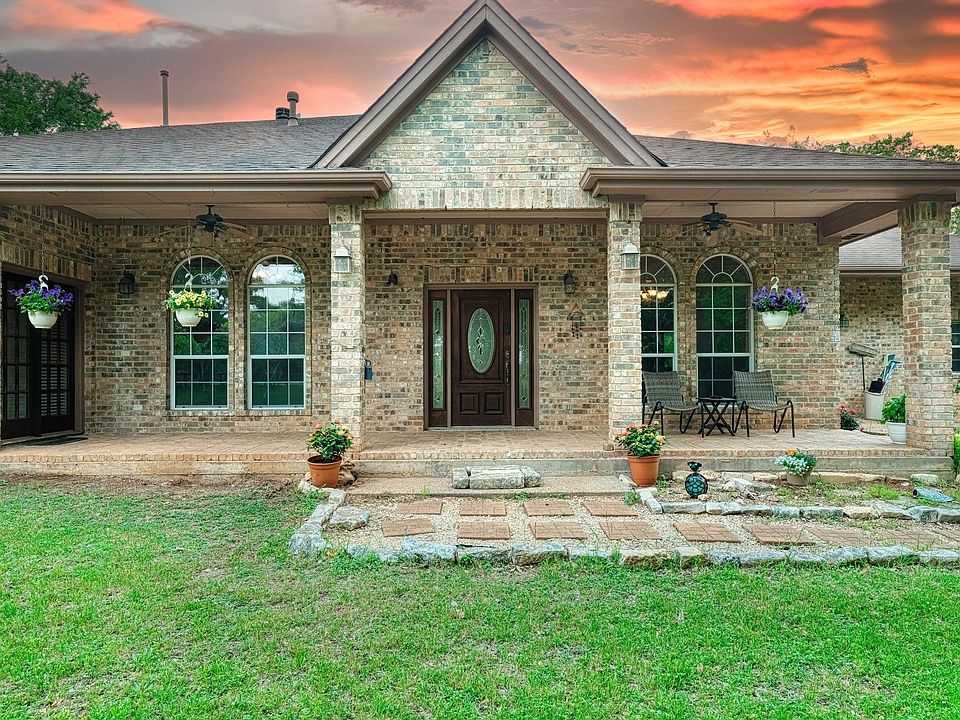 1st image of 430 Indian Hills Trl