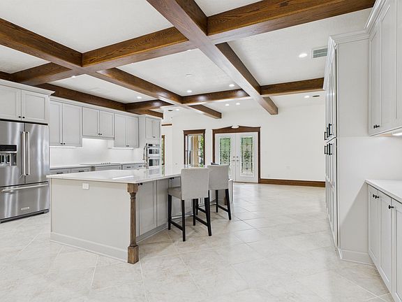 3rd image of 85 Evergreen Ln