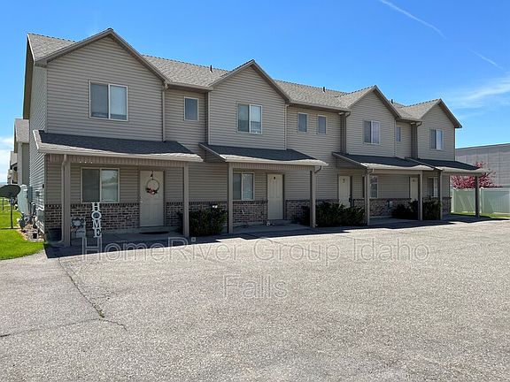 2nd image of 1675 N Stevens Dr APT C