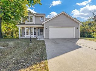 2150 Gregory Dr, Pacific, MO 63069