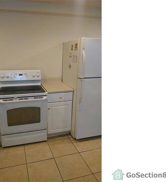 2nd image of 845 N Patterson Park Ave #Basement