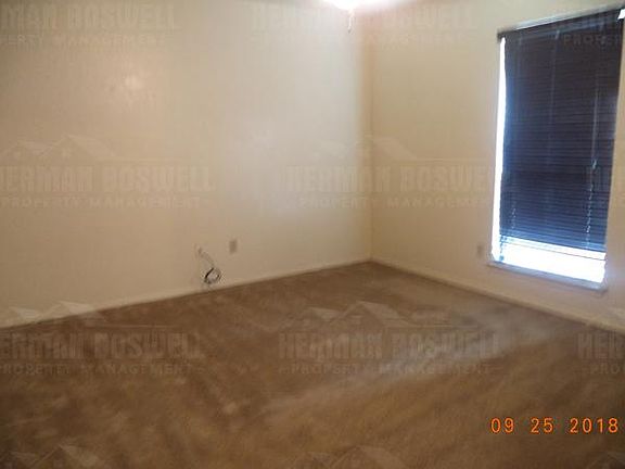 4th image of 2030 Oakwood Ct