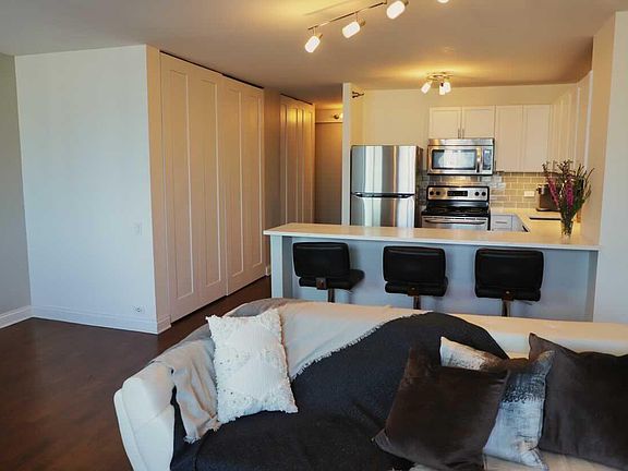 5th image of 474 N Lake Shore Dr APT 3301