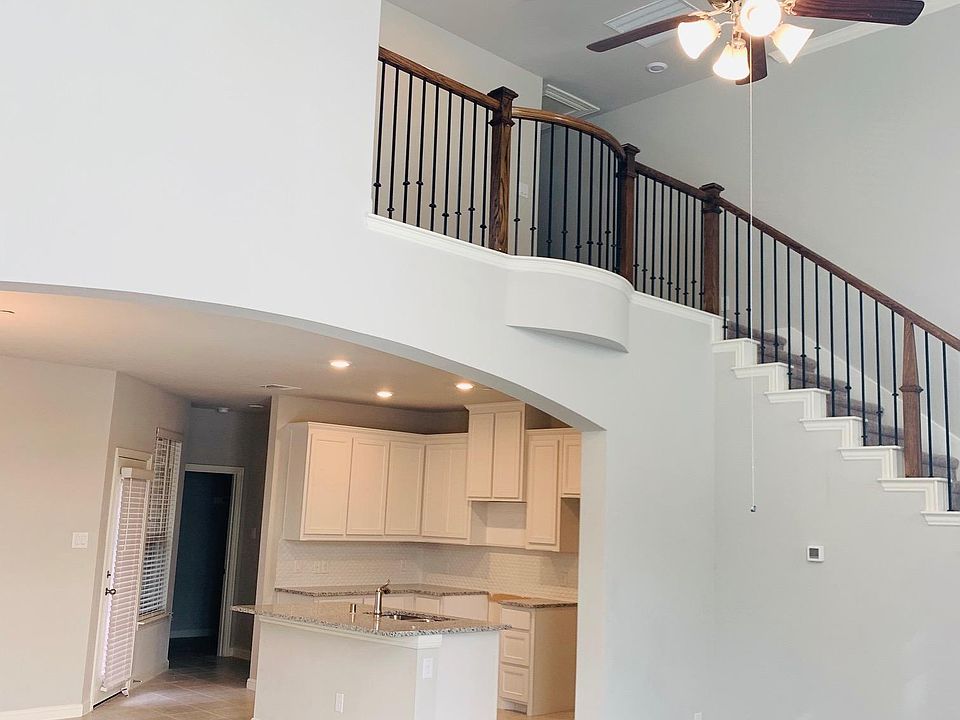 1st image of 1573 Joy Dr