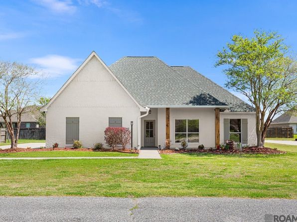 6302 Pelican Crossing Dr, Gonzales, LA 70737