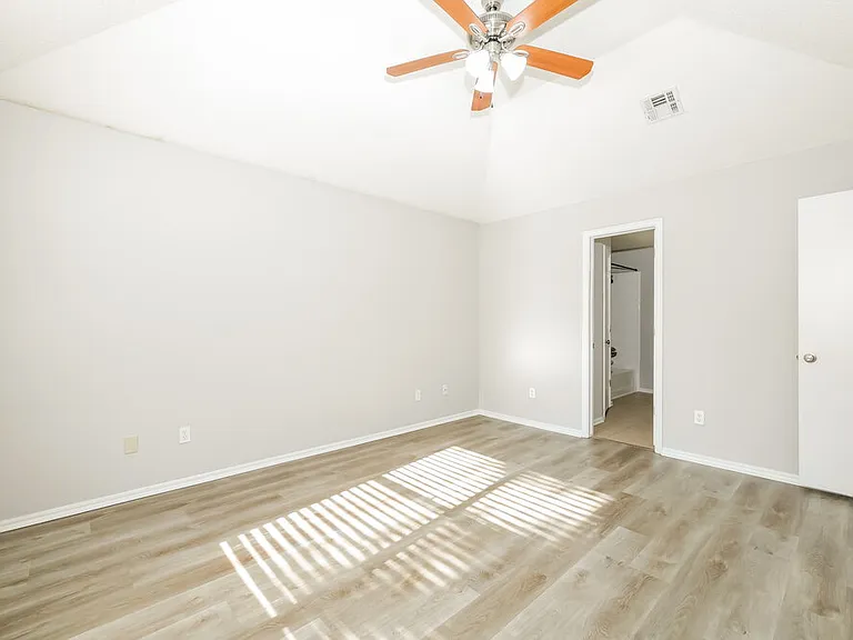 324 Marrgate Dr — Photo 10