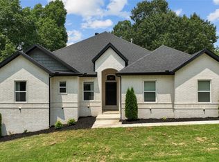 1301 Shepherd St, Pea Ridge, AR 72751