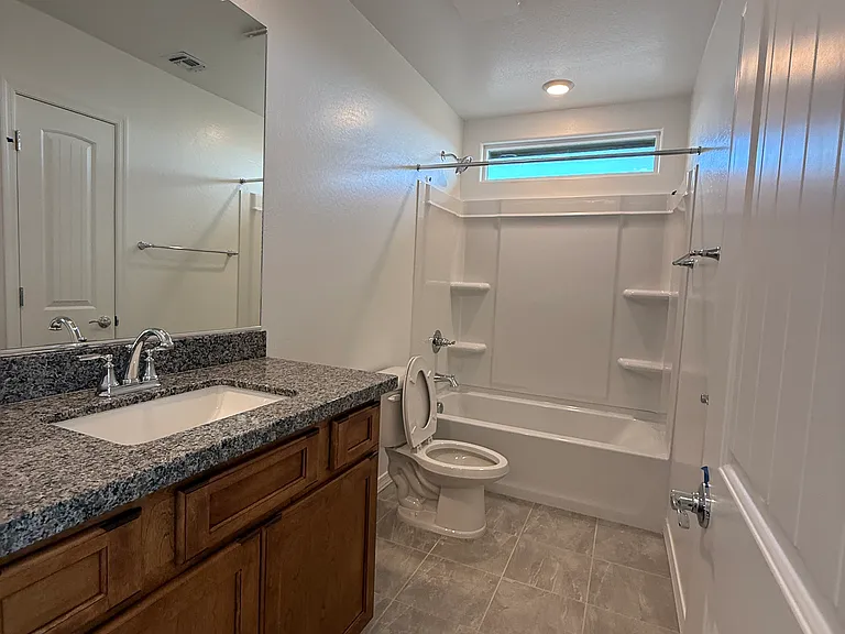 Bathroom second floor