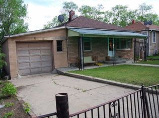 22 E Winthrop St, Newcastle, WY 82701