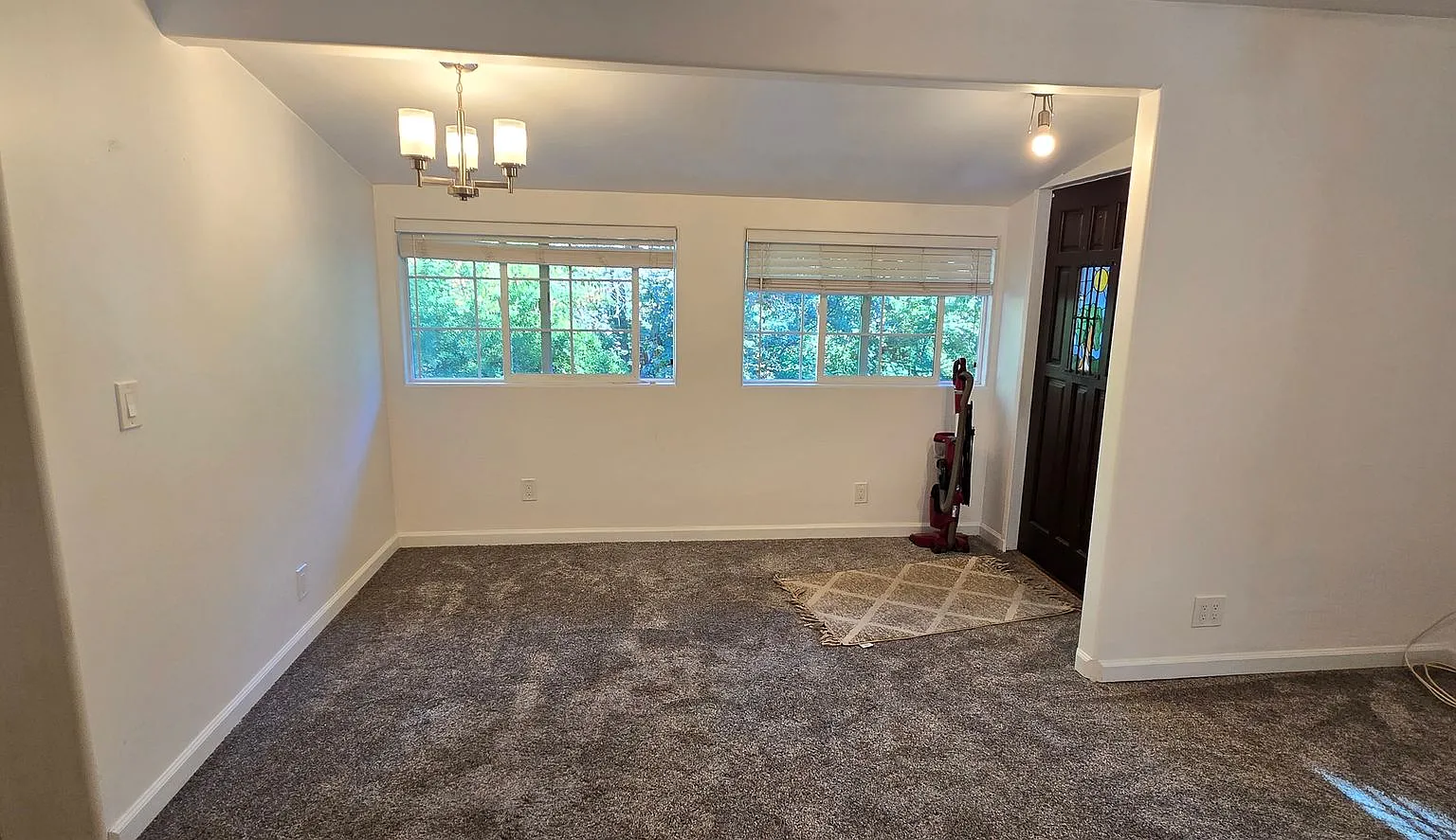 Charming 2 bedroom apartment — Photo 3