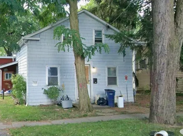 133 Chestnut St, Lockport, NY 14094