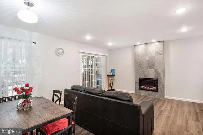 19812 Bazzellton Pl — Photo 12