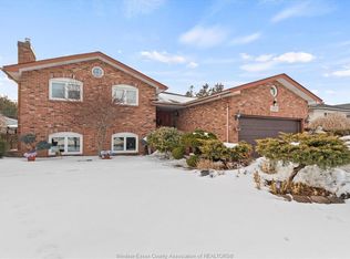 1545 Askin Ave, Windsor, ON N9B 3S1