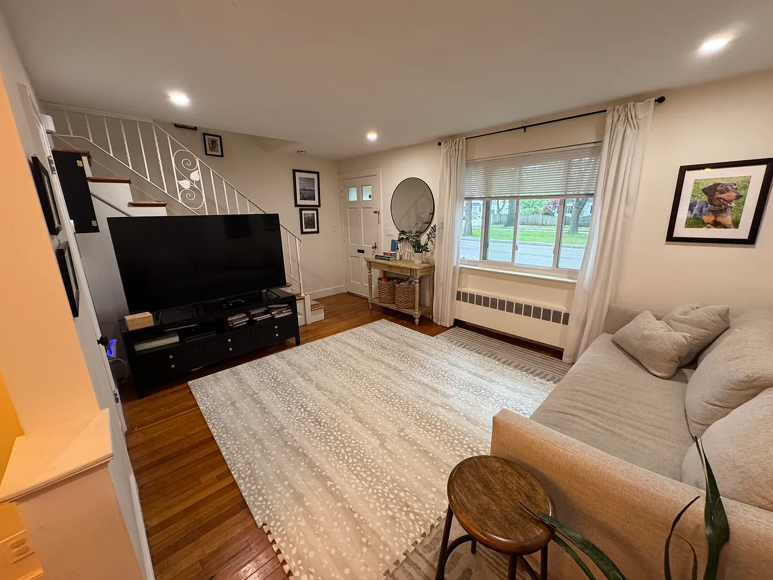 2 bed, 1000 sqft, $2,900 — Photo 2