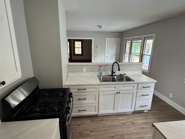 211 Genesee Park Blvd #1
