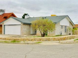 11336 Blue Moon Dr, El Paso, TX 79936