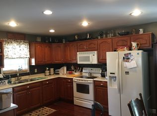 1002 3rd St, Tracy City, TN 37387