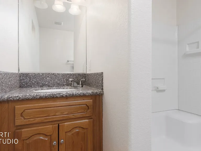 400 Hillside Dr #723 — Photo 13