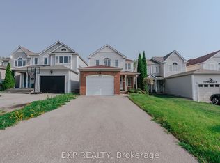 1043 Roseheath St, Oshawa, ON L1K 2P9